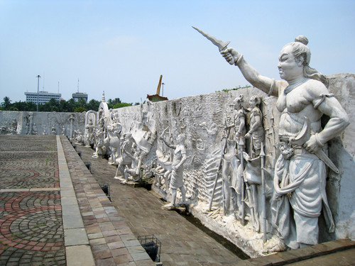 Relief of Indonesian History, Monas.jpg