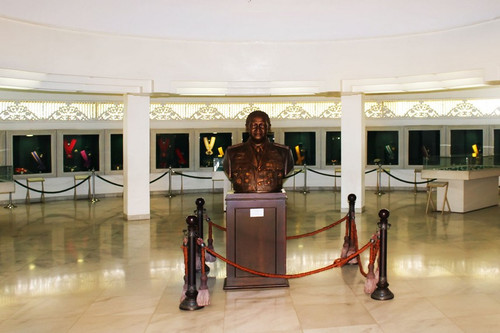 Museum Purna Bakti Pertiwi menyimpan sejarah Indonesia pada era Orde Baru.jpg