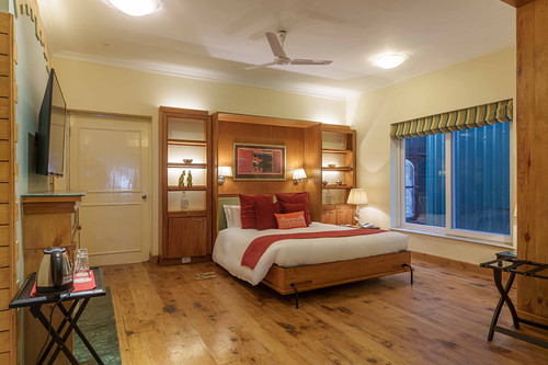 Experience Luxury at Homestays in Shimla.jpg