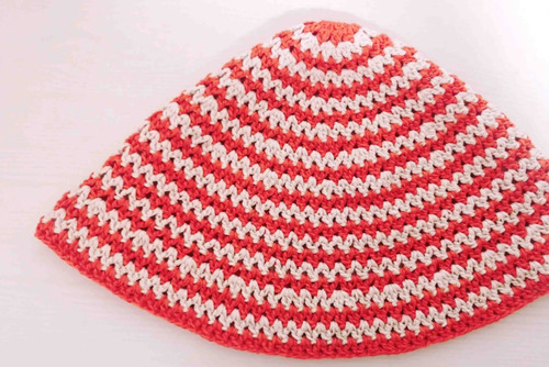 handmade spinus crochet blog - How to Crochet Bucket Hat 1.jpg