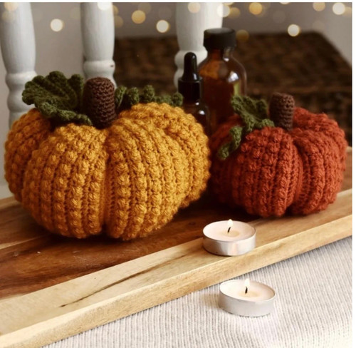 handmade spinus crochet blog - How To Better Halloween Pumpkin 3.jpg