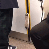人走鞋凉.gif