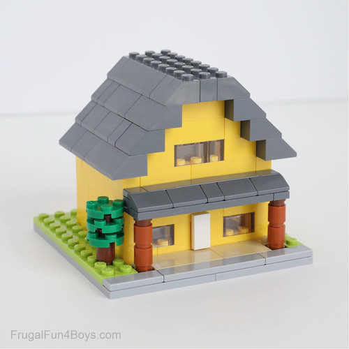 Lego Neighborhood 5 1.jpg