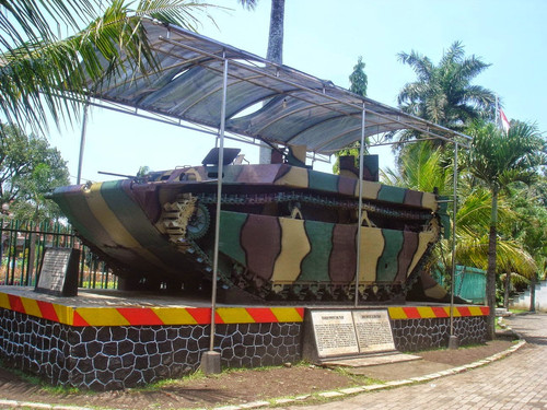 tank, museum brawijaya malang, 2.jpg
