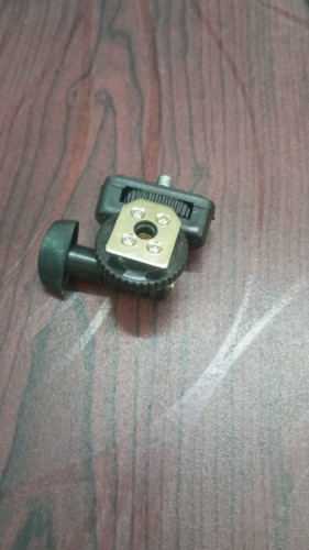 triped screw.jpg