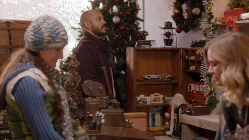 Jugar En Navidad.(2021).WEB DL.1080p.Latino.PGD.mkv snapshot 01.12.00.316.jpg