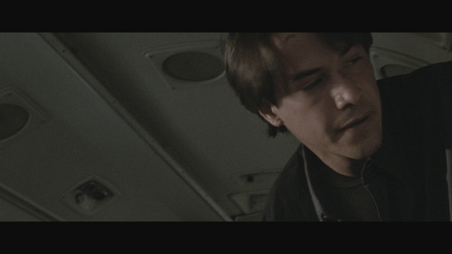 Point.Break.1991.2160p.UHD.Blu ray.DoVi.HDR10.HEVC.DTS HD.MA 5.1 DIY@UBits 20231202 204724.112.jpg