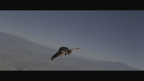 Point.Break.1991.2160p.UHD.Blu ray.DoVi.HDR10.HEVC.DTS HD.MA 5.1 DIY@UBits 20231202 204711.359.jpg