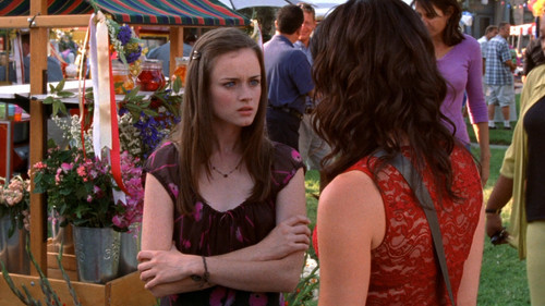 Gilmore Girls S03E01 1080p WEB DL DD+ 2.0 x264 TrollHD.mkv 20231202 215410.181.jpg