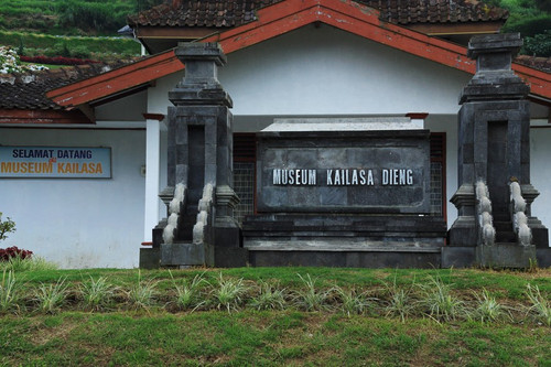 1 Museum Kailasa di Desa Dieng Kulon Kecamatan Batur Kabupaten Banjarnegara merupakan tempat yang ha.jpg