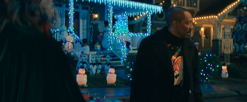 La Calle De La Navidad.(2023).WEB DL.1080p.Latino.PGD.mkv snapshot 01.40.14.000.jpg