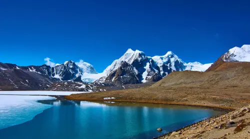 19feyh7qmbk5l56a5cnh2m9i7ehv gurudongmar lake.webp