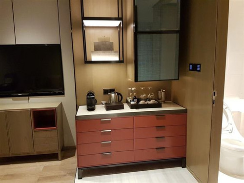 detail Contemporary Junior Suite2.jpg