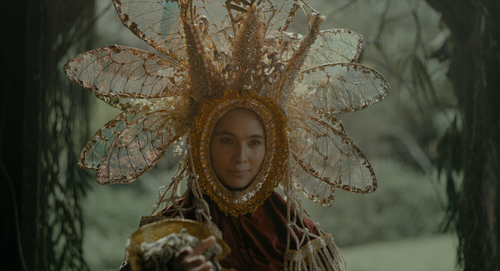 In.My.Mothers.Skin.2023.2160p.AMZN.WEB DL.DDP5.1.HDR.H.265 QuaSO.mkv snapshot 00.50.04 [2023.12.02 2.png