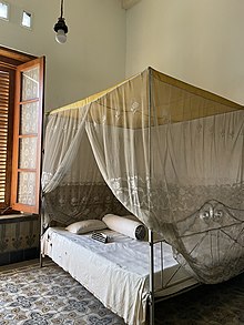 Ruang Tidur Tamu di Museum Sasmitaloka.jpg