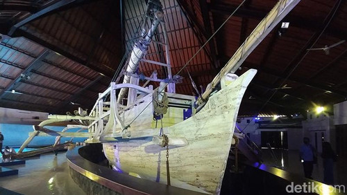 museum kapal samudra raksa 1 169.jpg