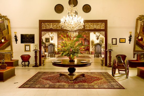 museum batik kuno danar.jpg