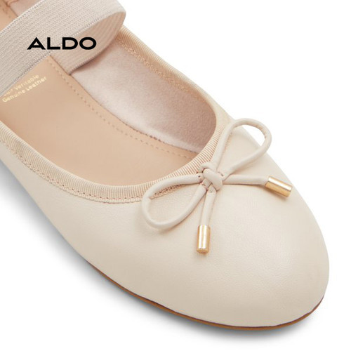 yuji beige 271 001 043 alt4 sq wt 600x600.jpg