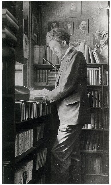Pound Ezra library.jpg