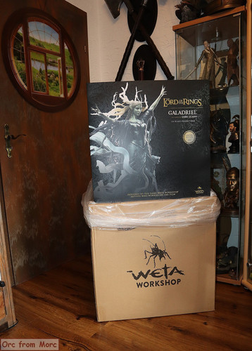 002 Galadriel Dark Queen.jpg