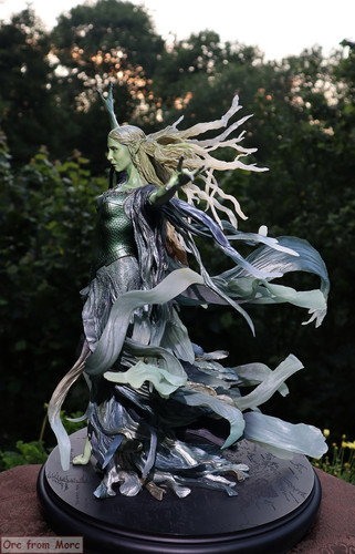 007 Galadriel Dark Queen.jpg