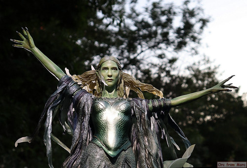 009 Galadriel Dark Queen.jpg