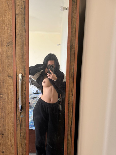 In my boyfriend's room2.jpg