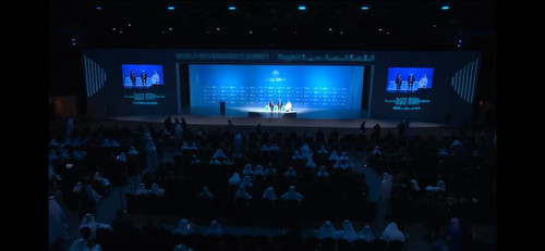 8PE ibaboYsNG6TU.jpg