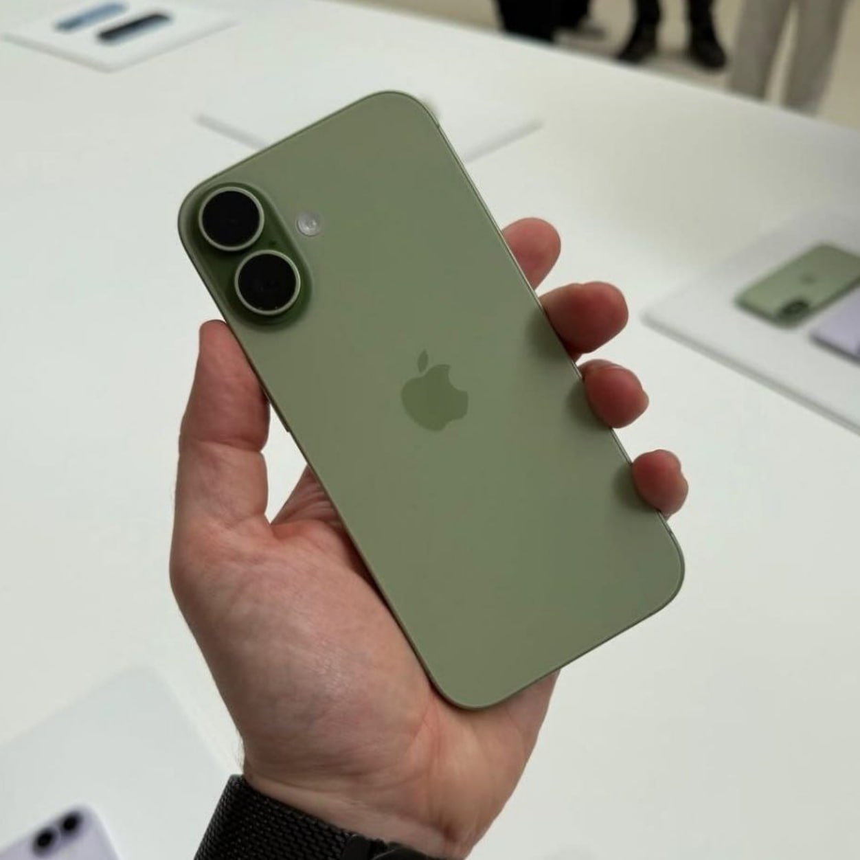Apple iPhone 17 (256 GB)