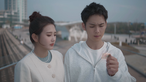 天涯小娘惹.Miss.Tanya.S02E01.2025.2160p.WEB DL.DDP2.0.H265 HDSWEB.mkv 20250927 015927.892.png