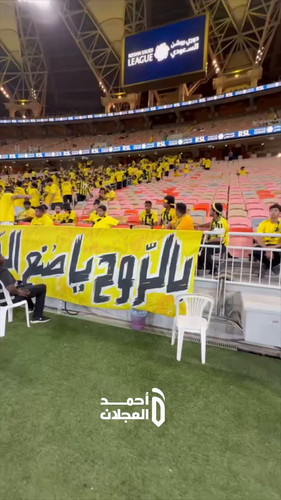 GbiM7 sb5tVBYZdI.jpg