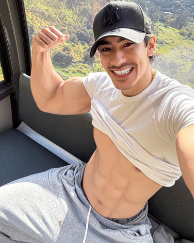 brownboyfitt 1754434948 3692790456091775017 70237079834.jpg
