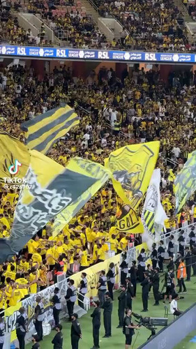 Kt4F9 VBb4OLTtrX.jpg