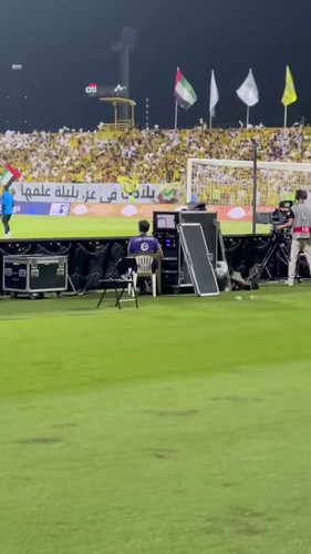 5DAyMYY 8 uiyn3T.jpg