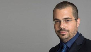 الصحفي الإسرائيلي عمحاي شتاين: بعد تهديدات السعوديين والإماراتيين.. رئيس الوزراء غير متحمس للضم الشامل: وفي النهاية سنكتشف أيضا أن نتنياهو طلب من الرئ...