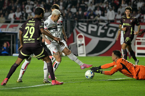 AFP 20250925 76TL9RT v1 MidRes FblLibertadoresSaopauloLiga.jpg