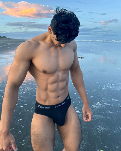 brownboyfitt 1731714755 3502199664748042525 70237079834.jpg