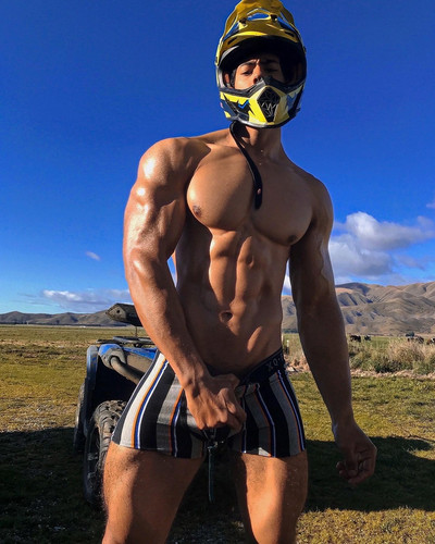 brownboyfitt 1731883252 3503613115357880921 70237079834.jpg