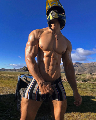 brownboyfitt 1731883252 3503613115492023724 70237079834.jpg