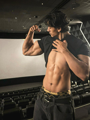 brownboyfitt 1752105720 3673251476593425721 70237079834.jpg