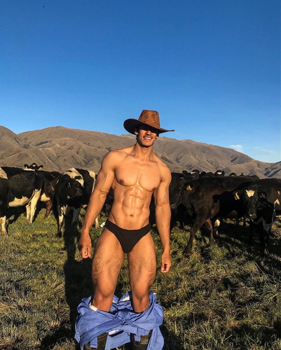 brownboyfitt 1752361680 3675398625506886181 70237079834.jpg