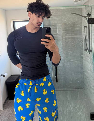 brownboyfitt 1753142175 3681945892497423865 70237079834.jpg