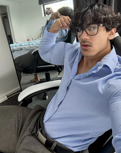 brownboyfitt 1757636279 3719645170498738226 70237079834.jpg