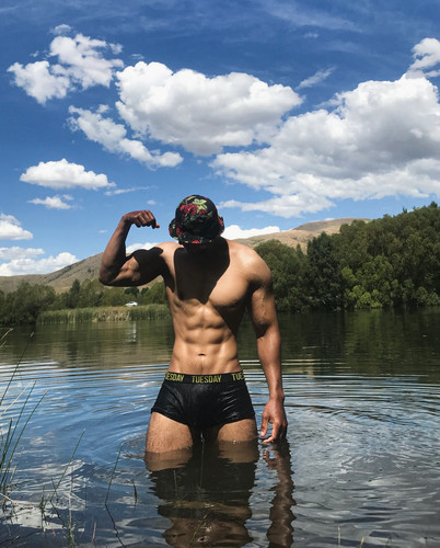 brownboyfitt 1753226925 3682656828216724588 70237079834.jpg