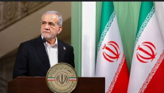 قال الرئيس الإيراني إن بلاده ستعمل على تعزيز قدراتها يوما بعد آخر لمنع أي طرف من الاعتداء عليها.
ـ سعينا مرارا وبحسن نية للتعامل مع المنظمات الدولية ل...