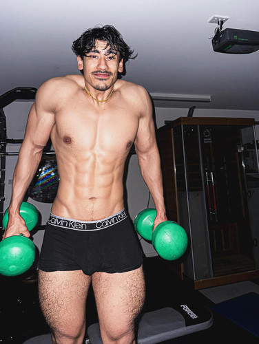 brownboyfitt 1750202957 3657289944290110667 70237079834.jpg
