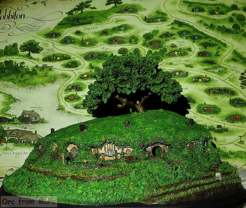 002 Bag End Collectors Edition repainted.jpg