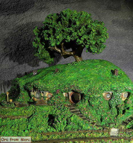 006 Bag End Collectors Edition repainted.jpg