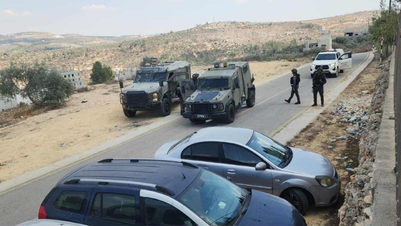 تنتشر قوات الاحتلال في محيط جبل صبيح ببلدة بيتا جنوب نابلس....