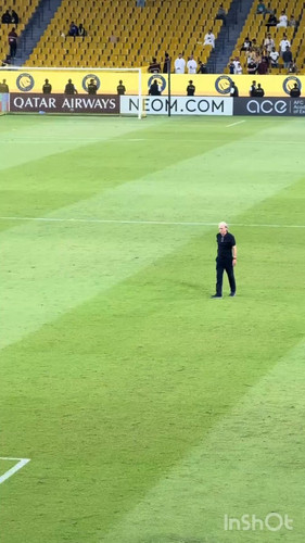 xXkw9vZICbYymvK .jpg